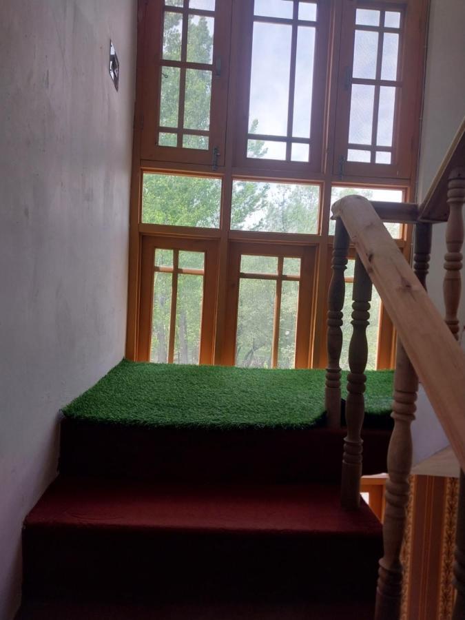Green Resort Srīnagar 외부 사진