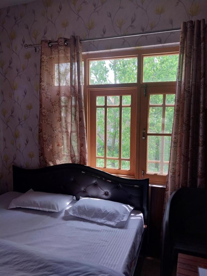 Green Resort Srīnagar 외부 사진