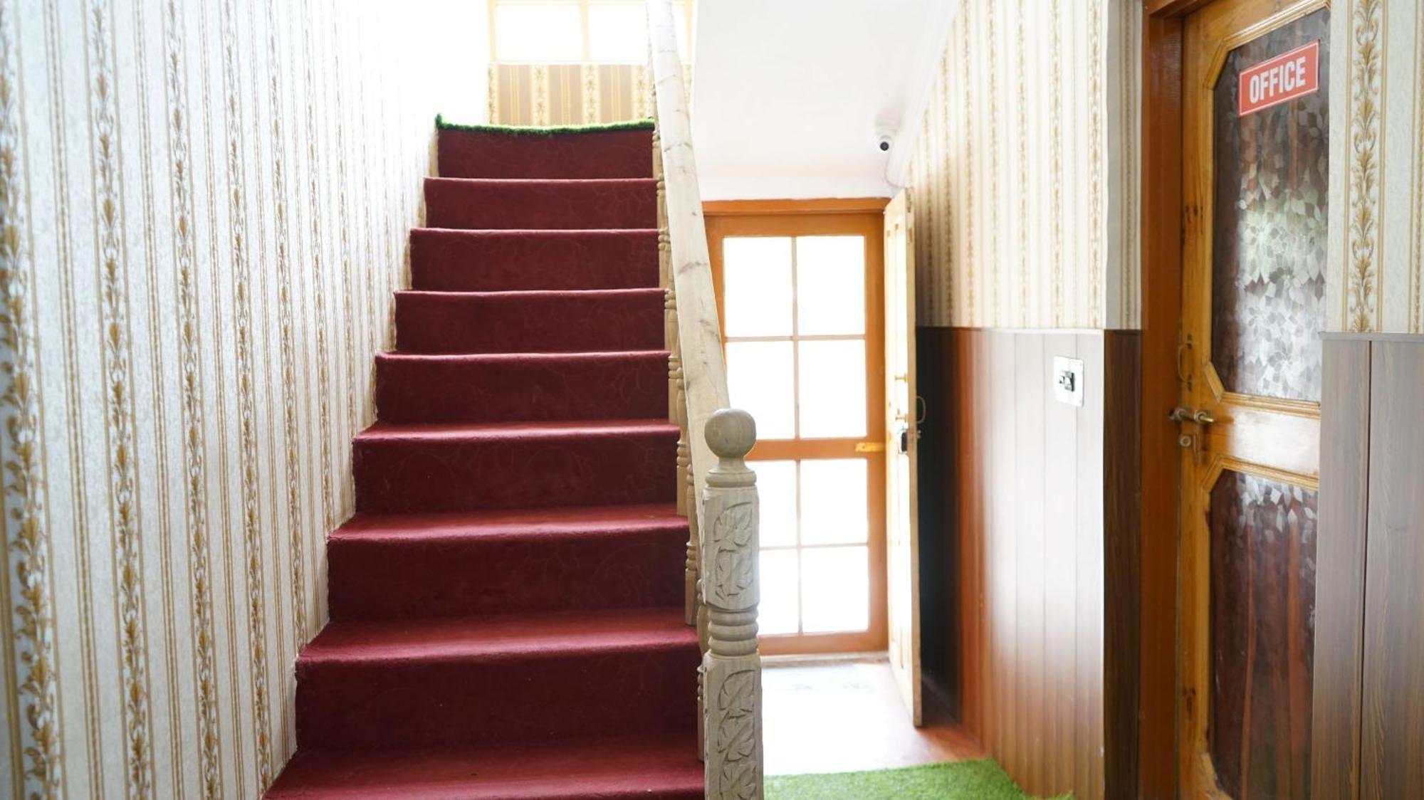 Green Resort Srīnagar 외부 사진