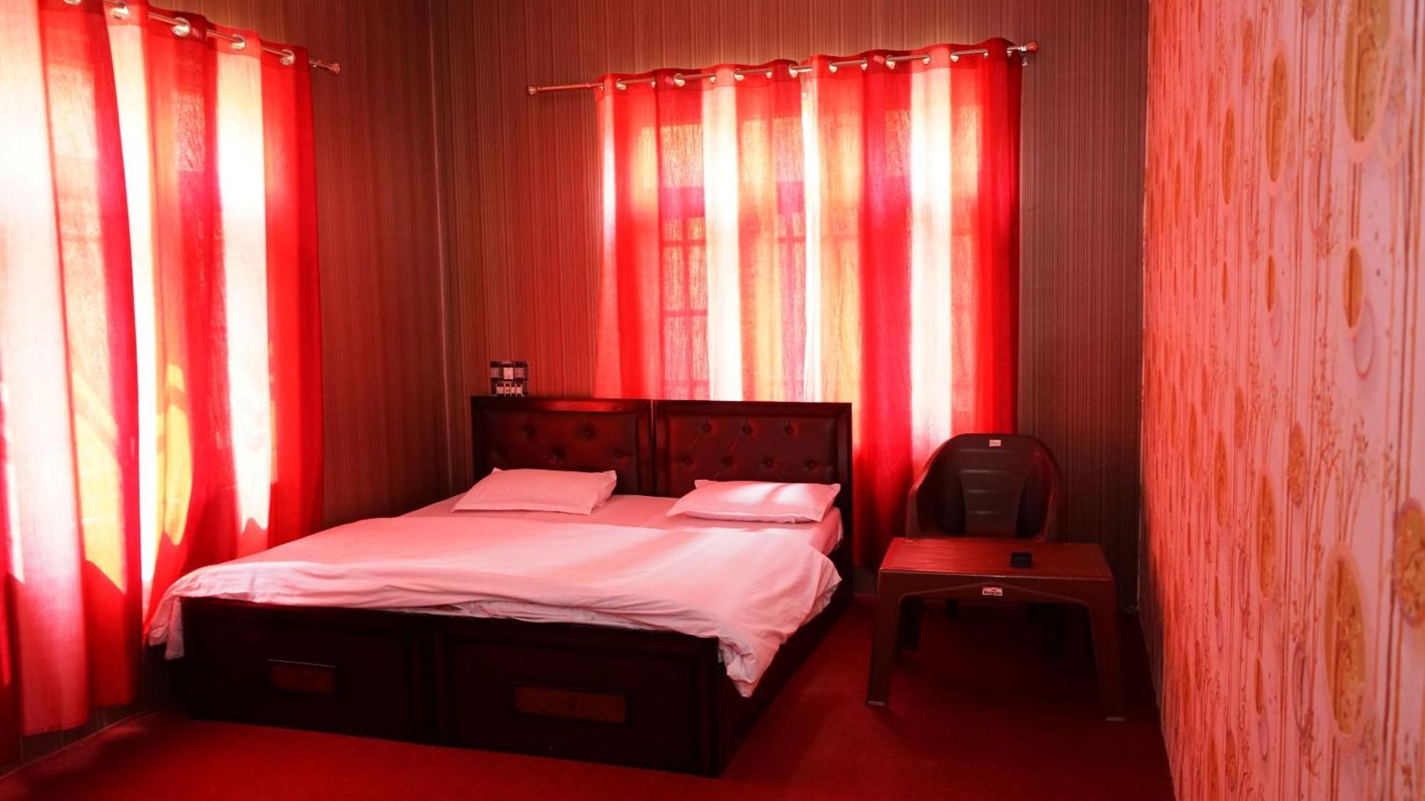 Green Resort Srīnagar 외부 사진